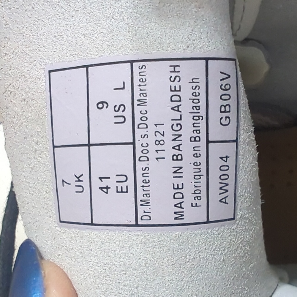 Dr. Martens 1460 White Leather Lace Up Boots - Women's 9 - Picture 6 of 8